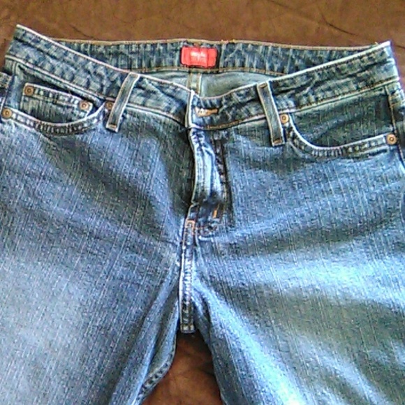 Jeans - Picture 3 of 3